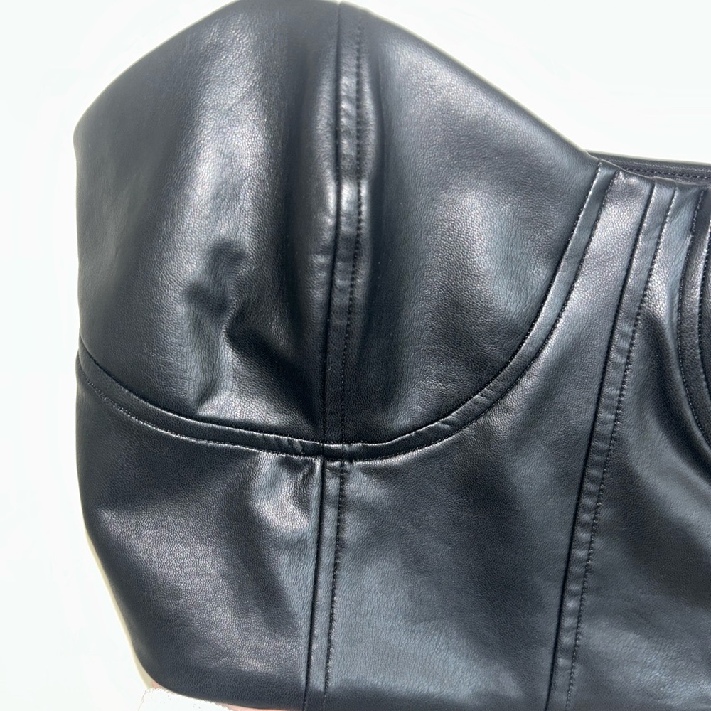 Express Body Contour Faux Leather Corset Cropped Top Women Medium Cami Tank - Picture 3 of 8